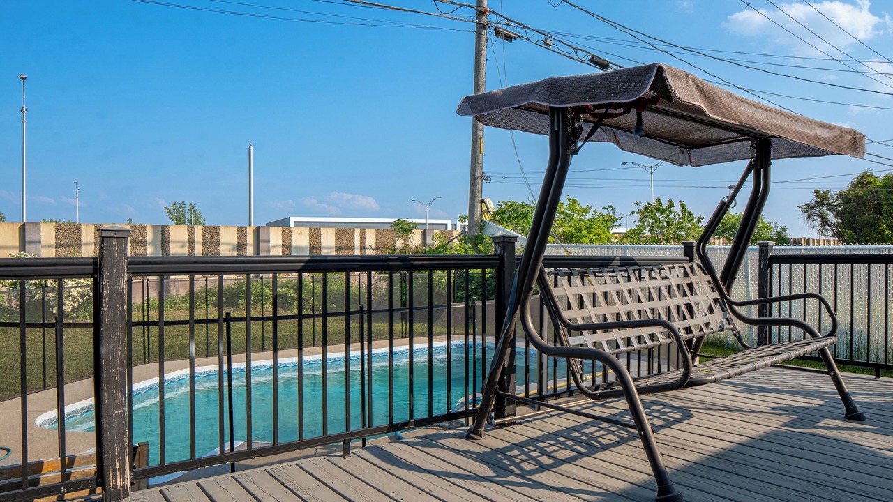 Photo of Outdoor in Laval