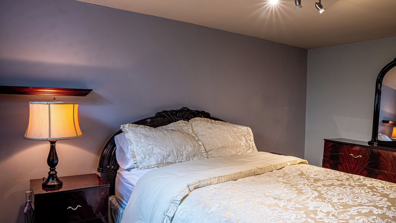 Photo of Bedroom in Laval