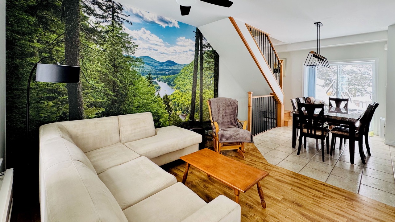 Photo of Livingroom in Notre-Dame-Auxiliatrice-de-Buckland