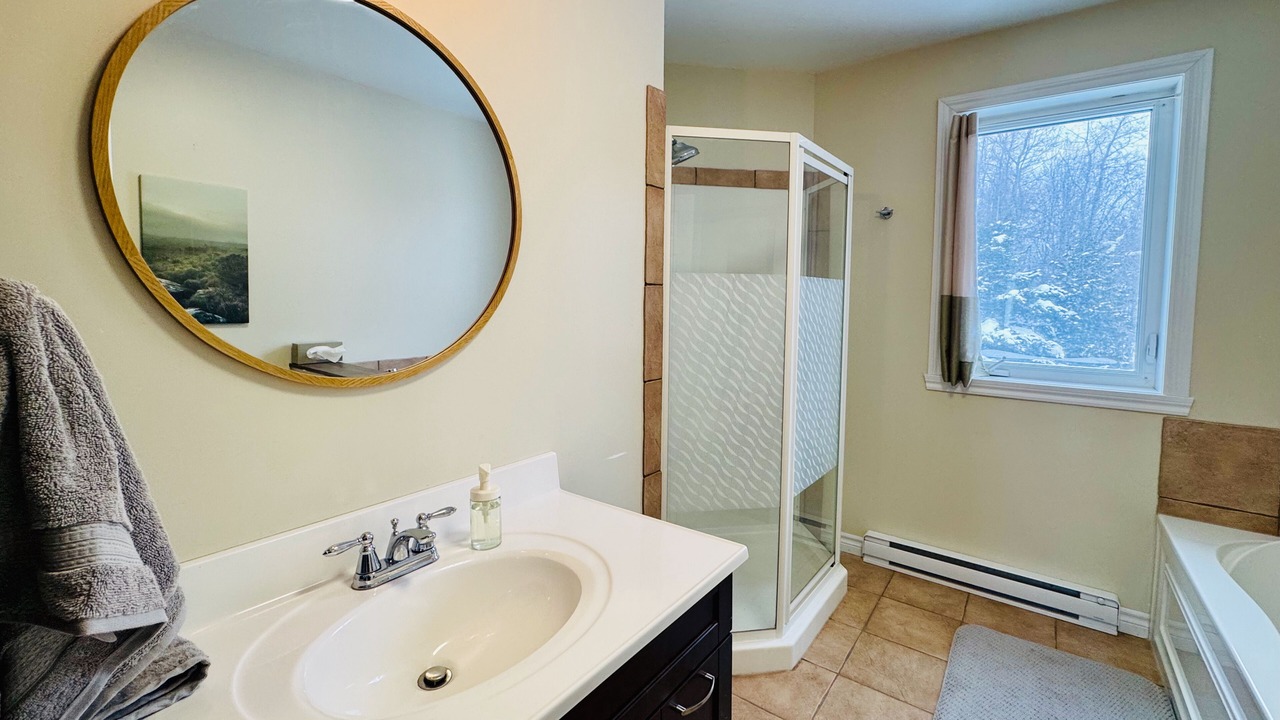 Photo of Bathroom in Notre-Dame-Auxiliatrice-de-Buckland