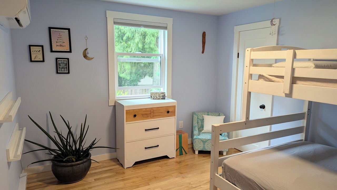 Photo of Bedroom in Yellow Point