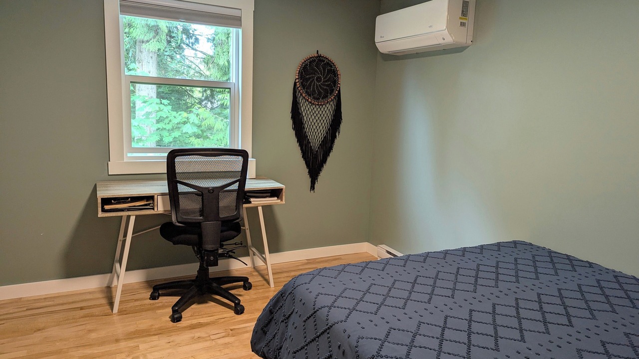 Photo of Bedroom in Yellow Point