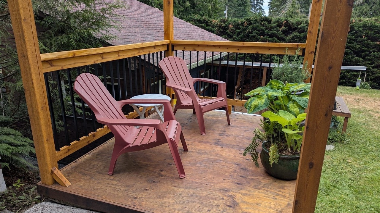Photo of Patio Balcony in Yellow Point