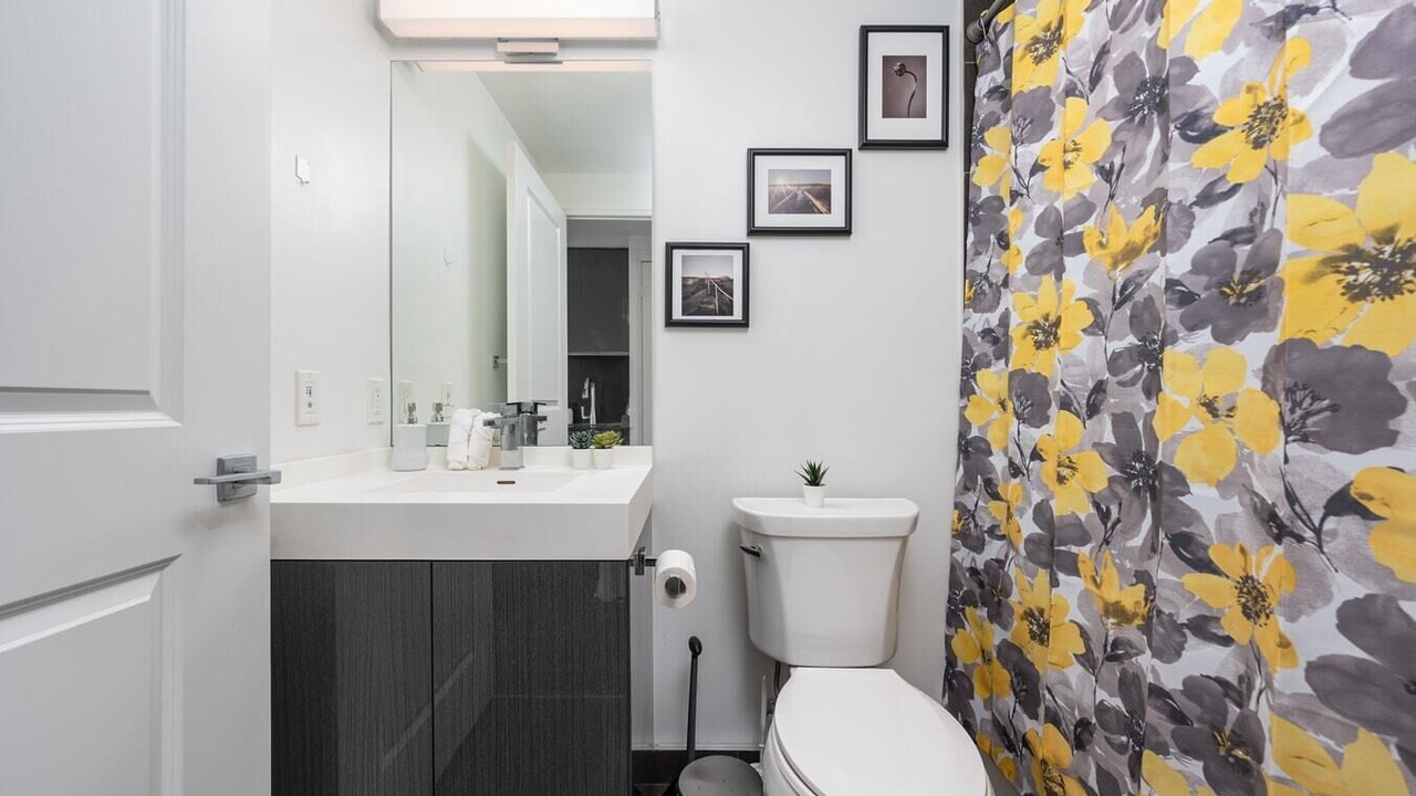 Photo of Bathroom in Garden District
