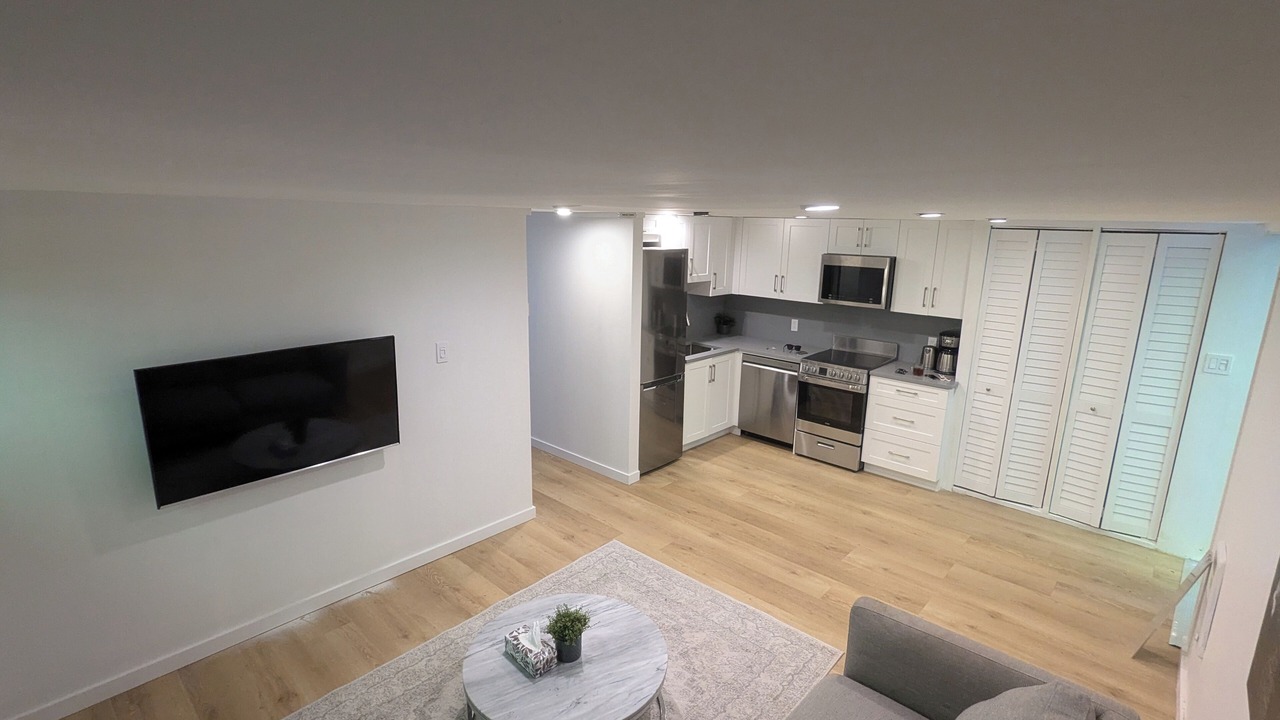 Photo of Livingroom in North Vancouver