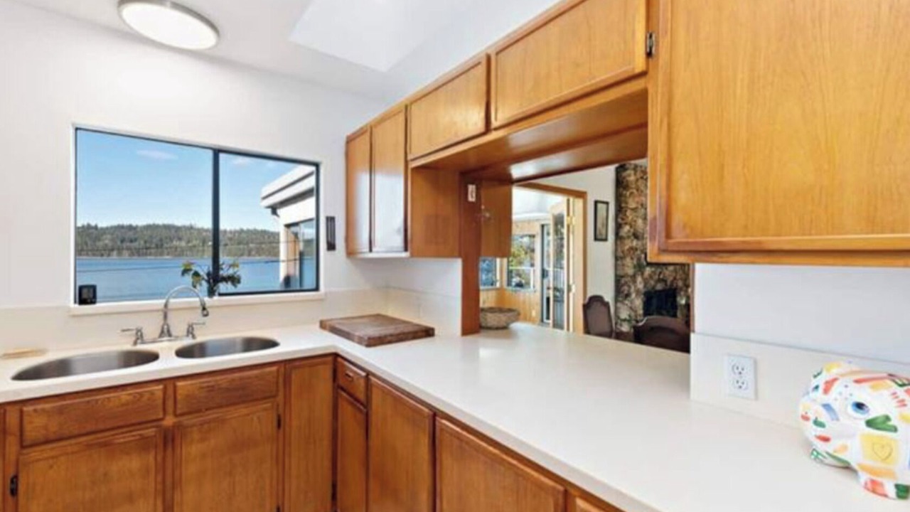 Photo of Kitchen in Fanny Bay