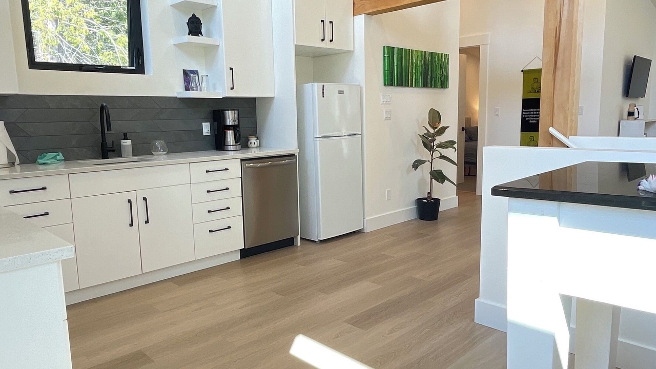 Photo of Kitchen in Roberts Creek