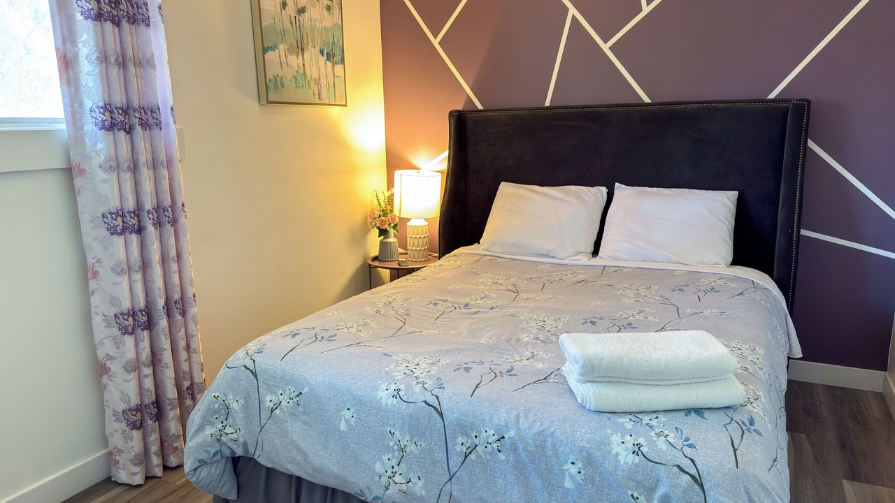 Photo of Bedroom in Varsity