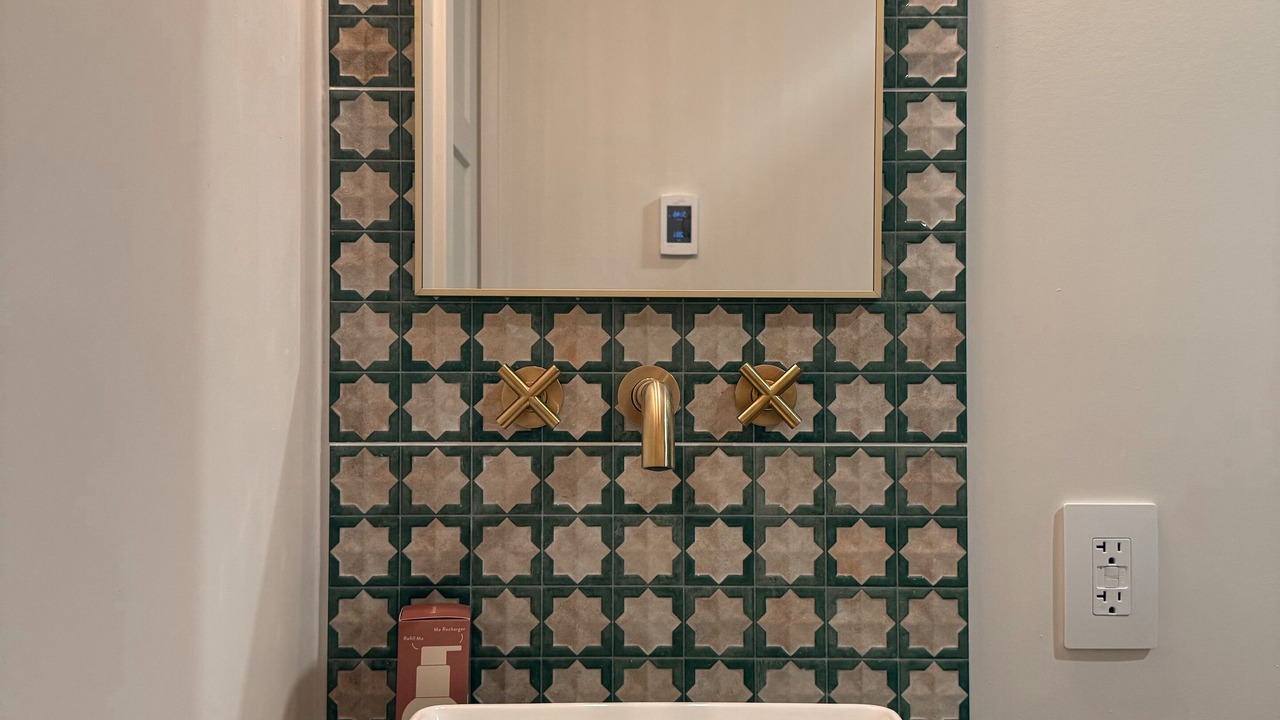 Photo of Bathroom in Okanagan-Similkameen