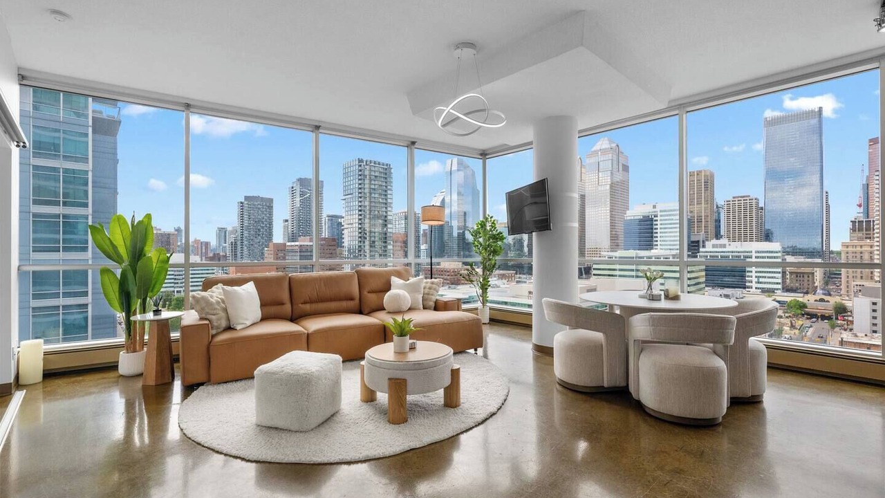 Photo of Livingroom in Beltline