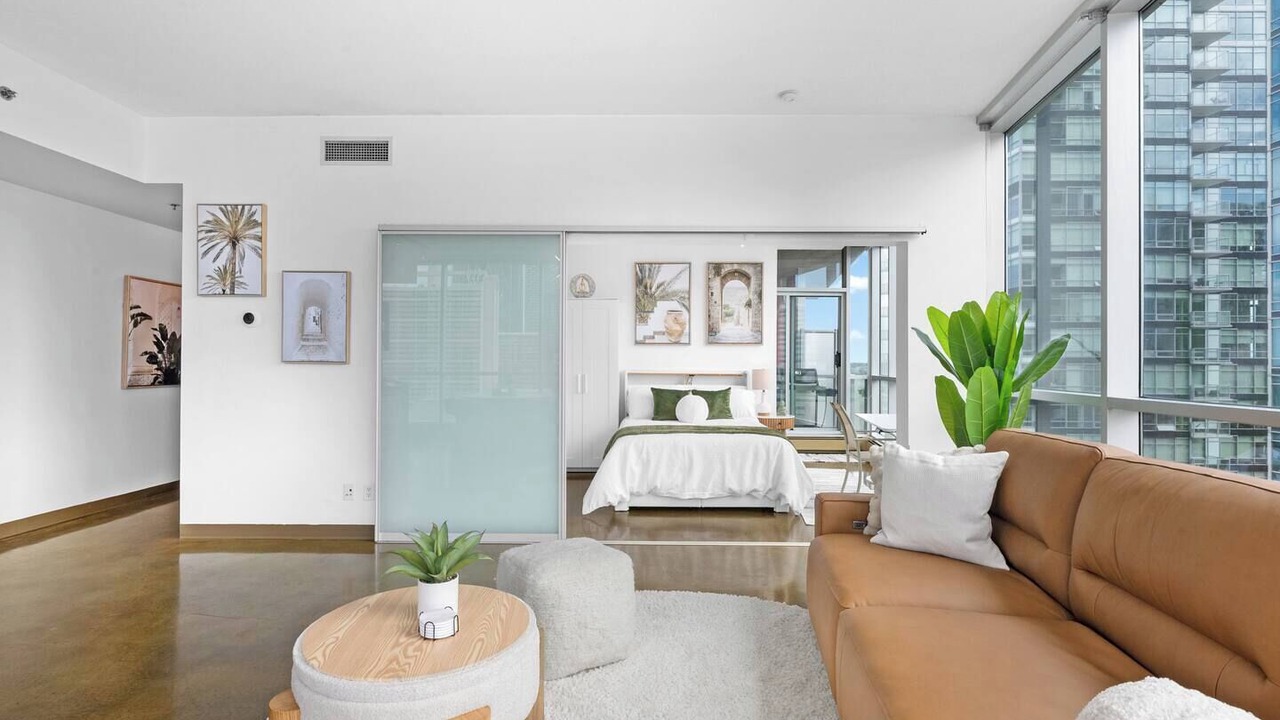 Photo of Livingroom in Beltline