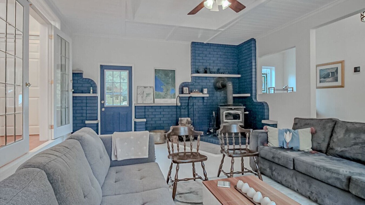 Photo of Livingroom in Flesherton