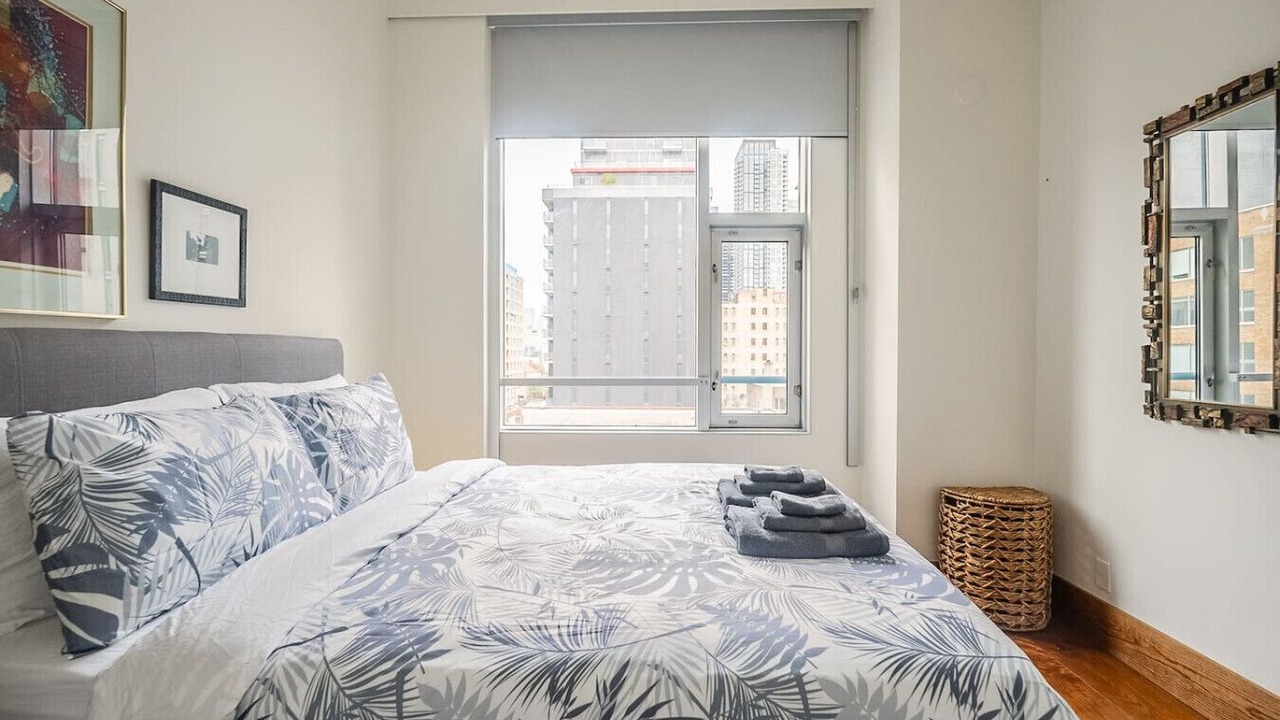 Photo of Bedroom in Fashion District