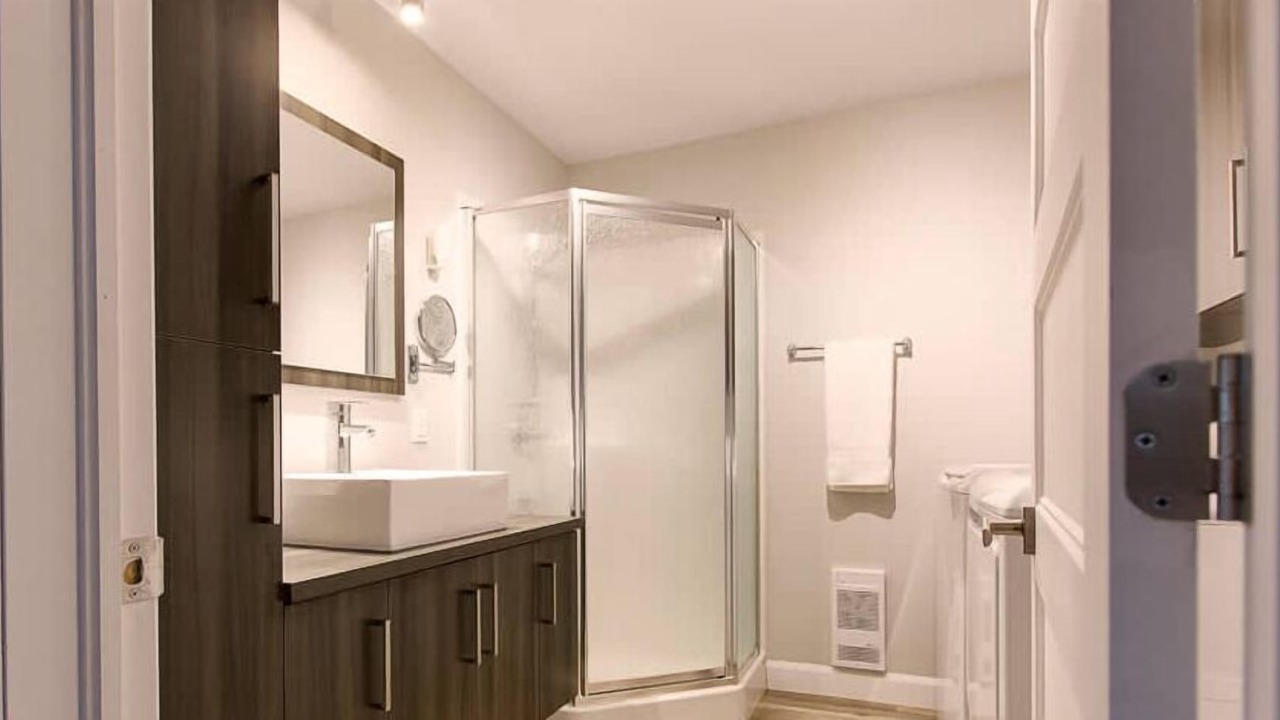 Photo of Bathroom in Petite-Riviere-Saint-Francois