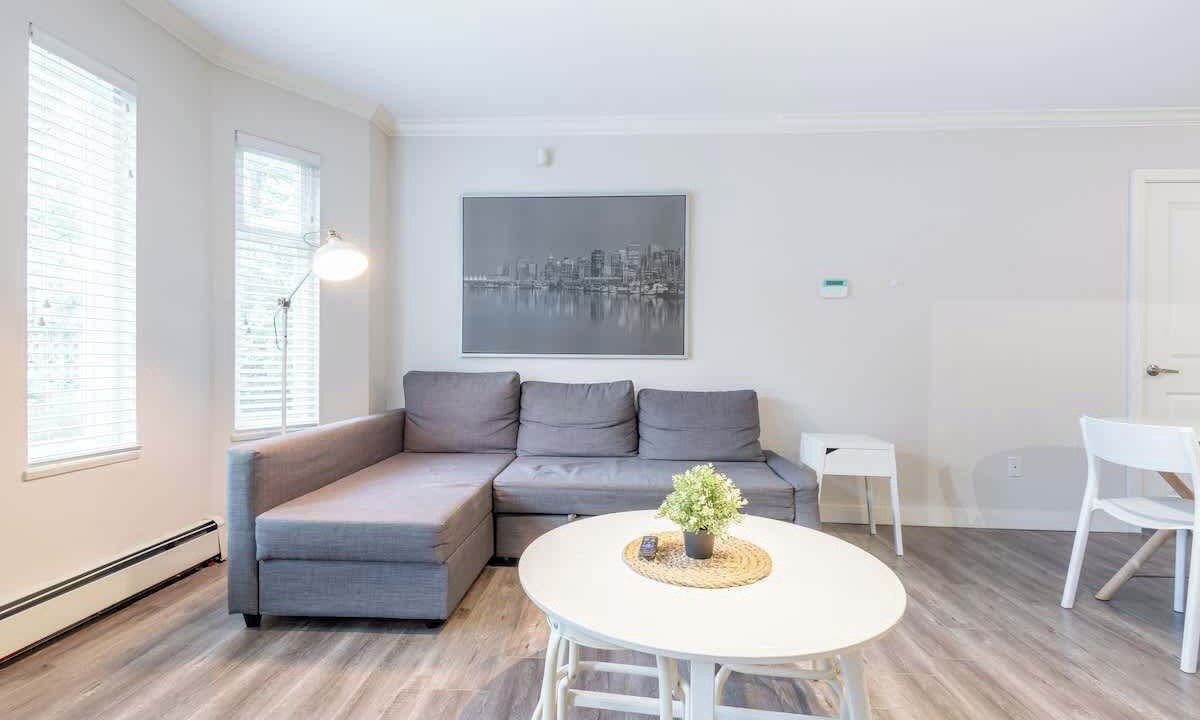 Photo of Livingroom in Sunset