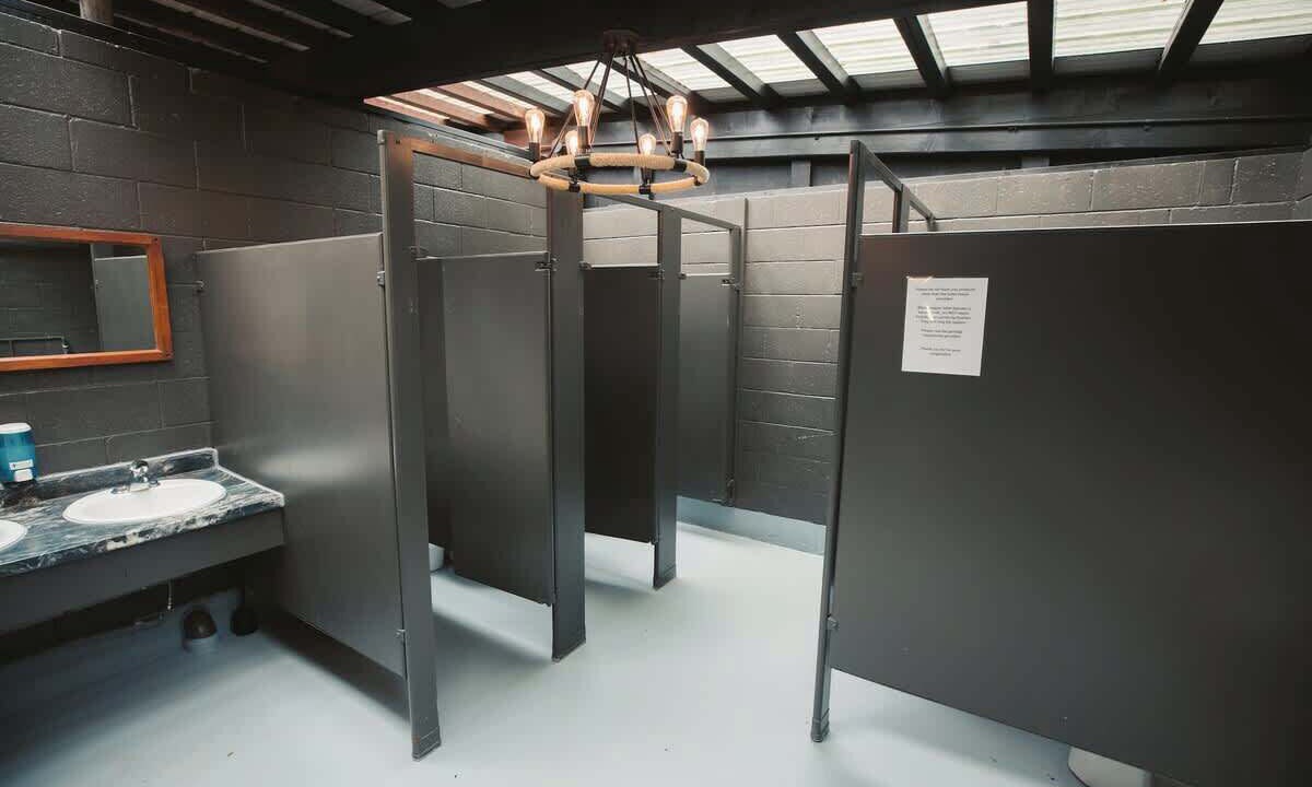 Photo of Bathroom in Miller Lake