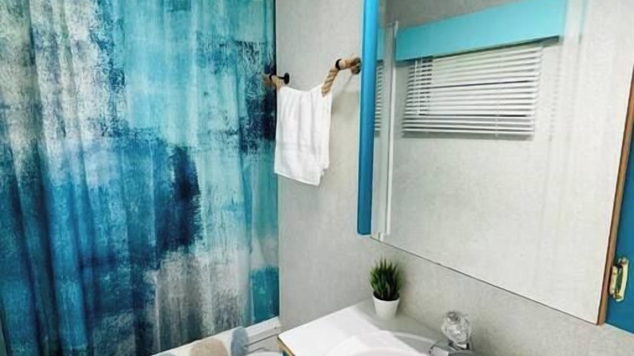 Photo of Bathroom in Miller Lake