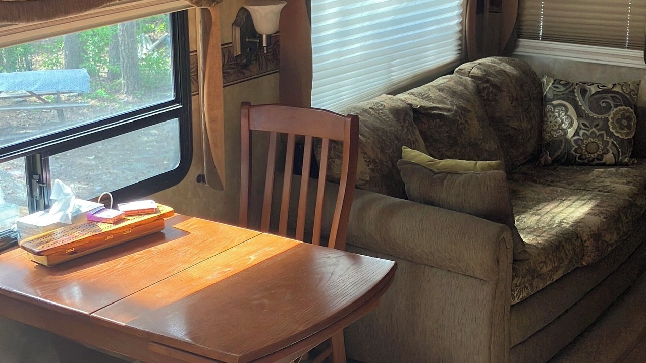 Photo of Livingroom in Golden