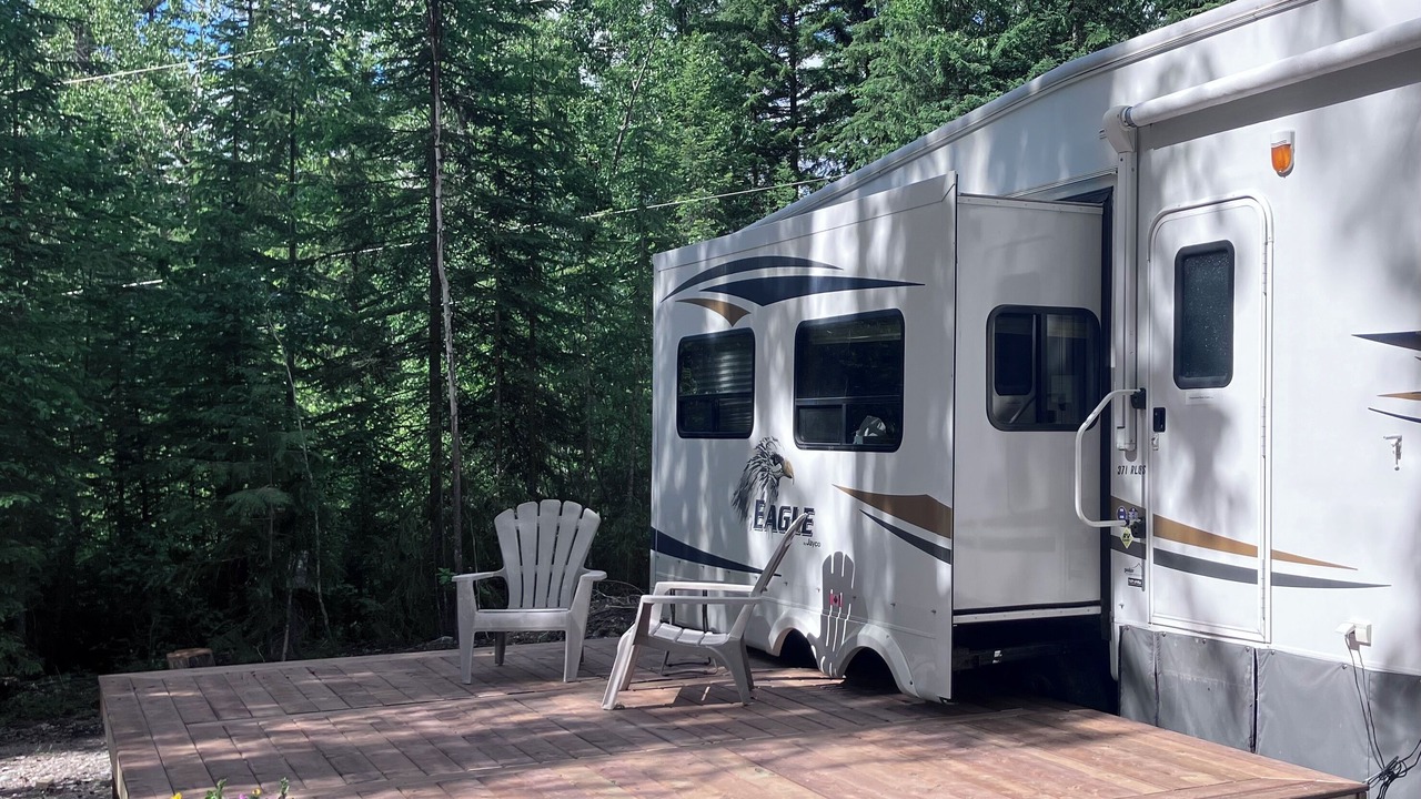 Photo of Outdoor in Golden