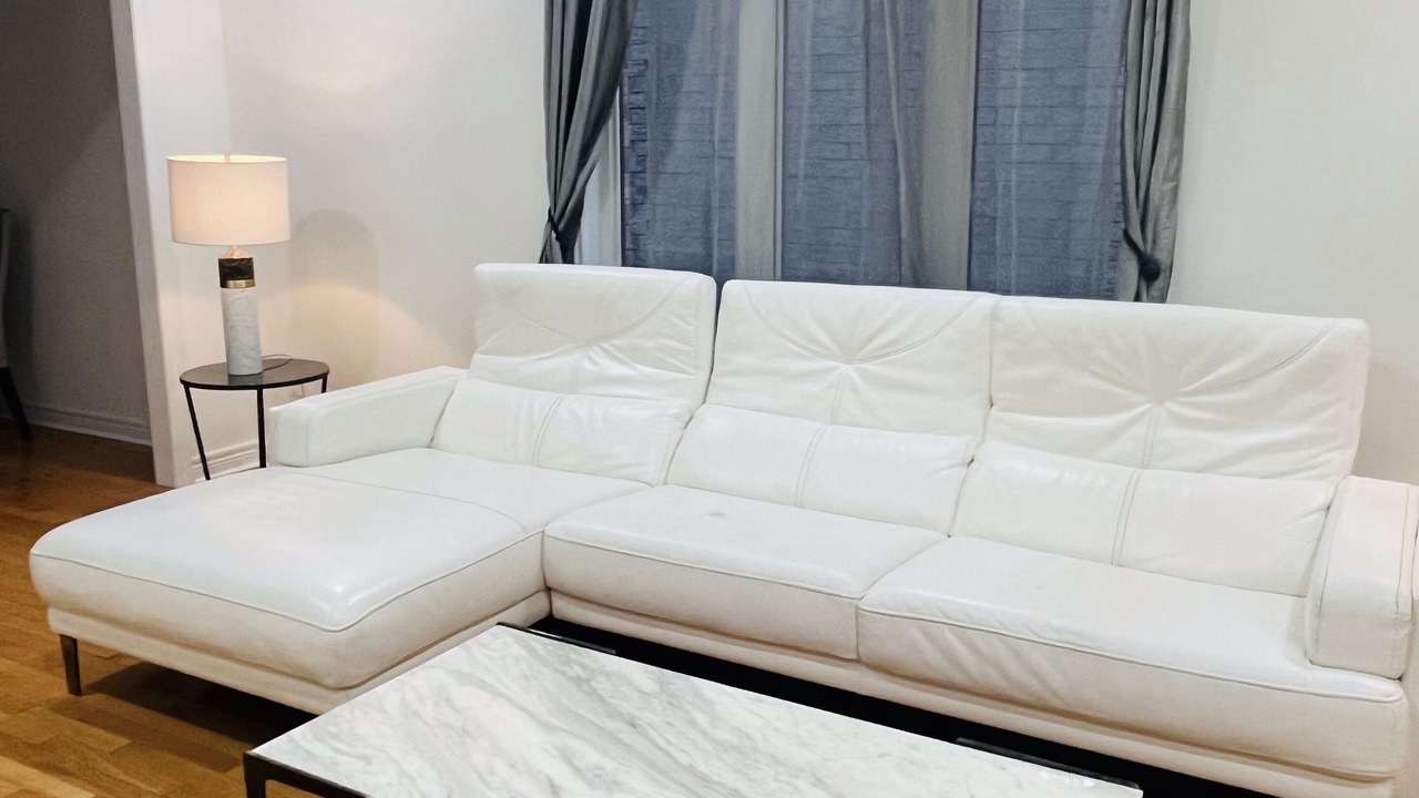 Photo of Livingroom in Newmarket