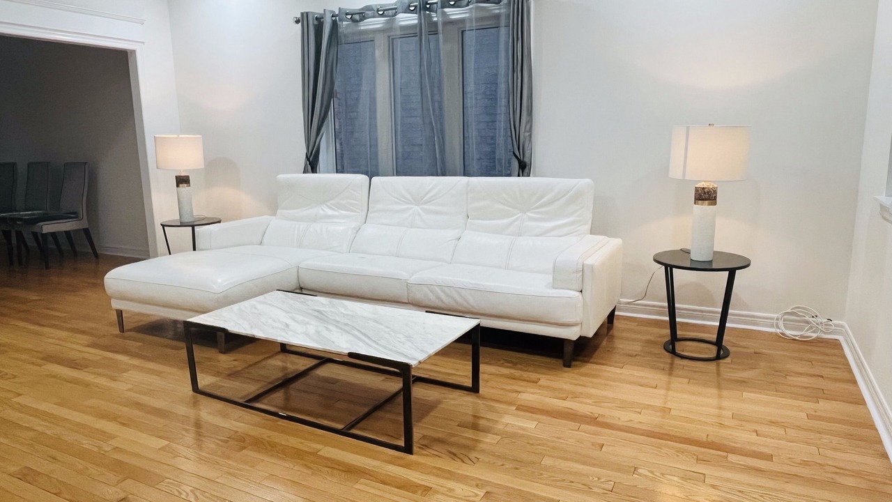 Photo of Livingroom in Newmarket