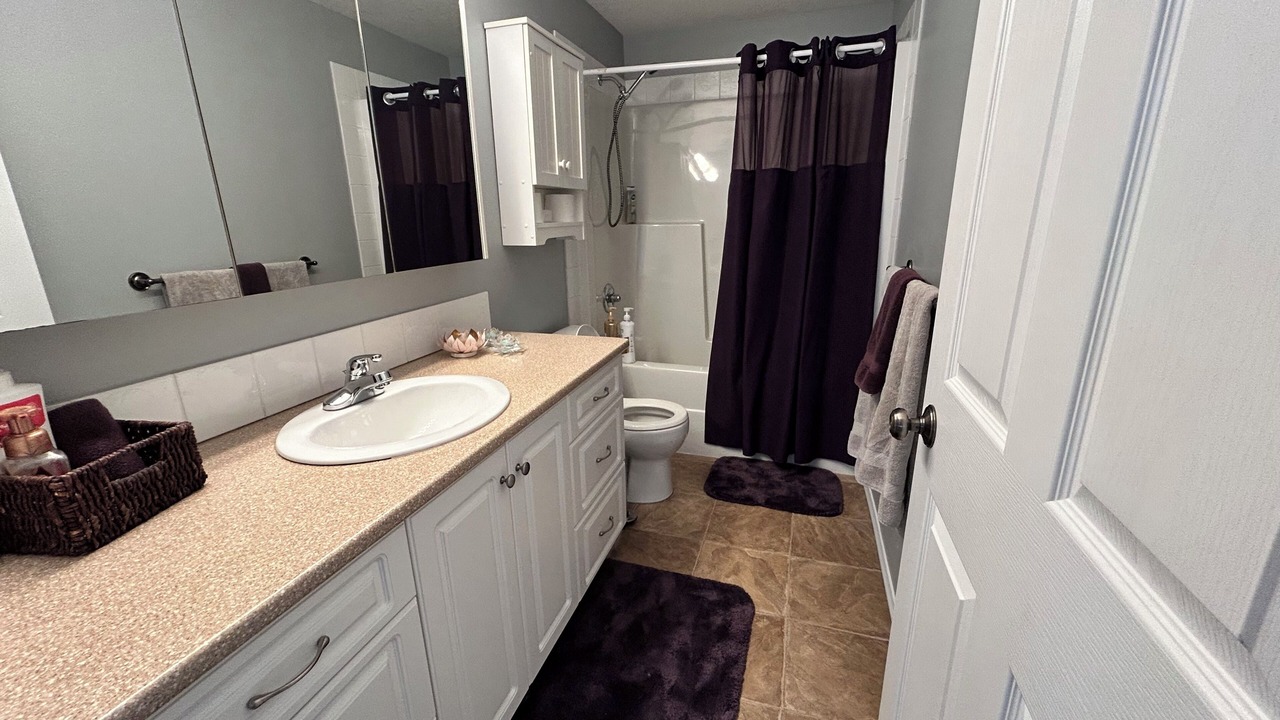 Photo of Bathroom in Cardston