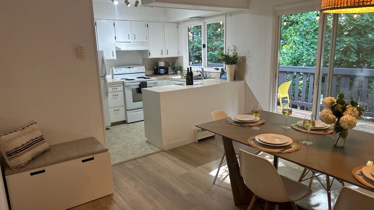 Photo of Kitchen in Okanagan-Similkameen