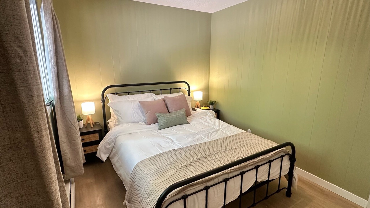 Photo of Bedroom in Okanagan-Similkameen
