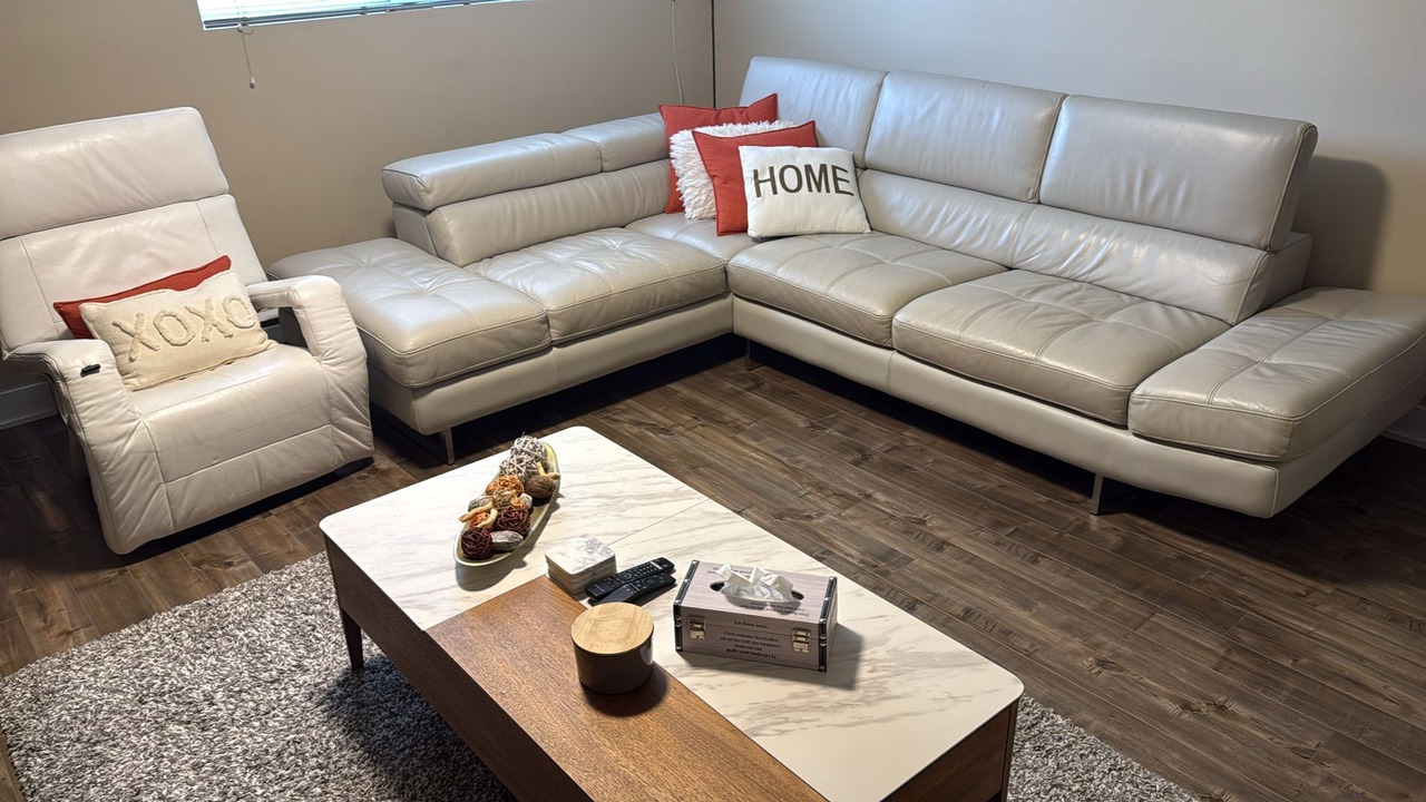 Photo of Livingroom in Laval