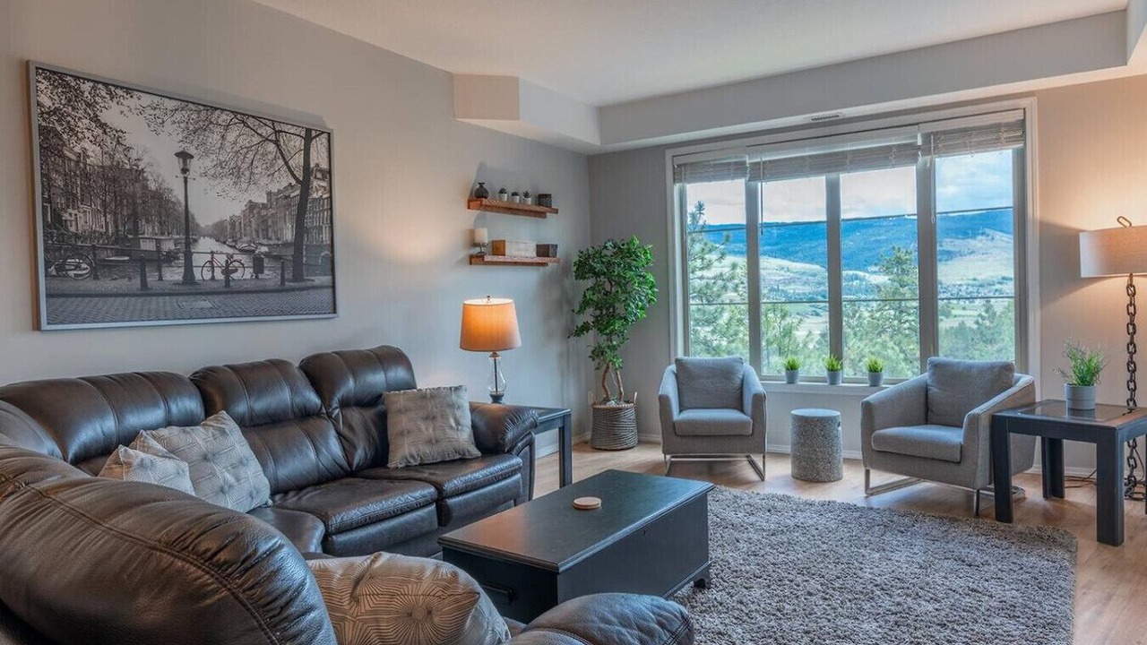Photo of Livingroom in Quail Ridge