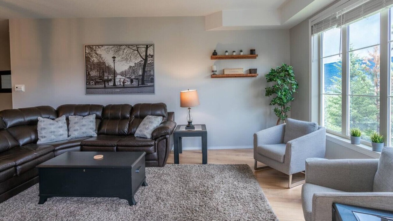 Photo of Livingroom in Quail Ridge