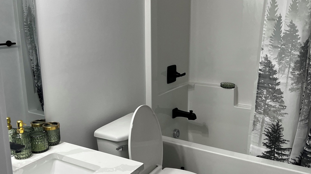 Photo of Bathroom in Fort Gary