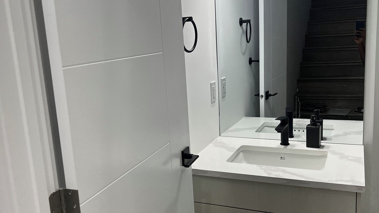 Photo of Bathroom in Fort Gary