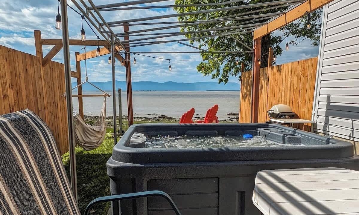 Photo of Patio Balcony in Cap-Saint-Ignace