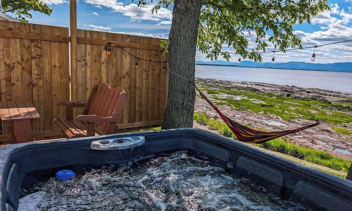 Photo of Patio Balcony in Cap-Saint-Ignace