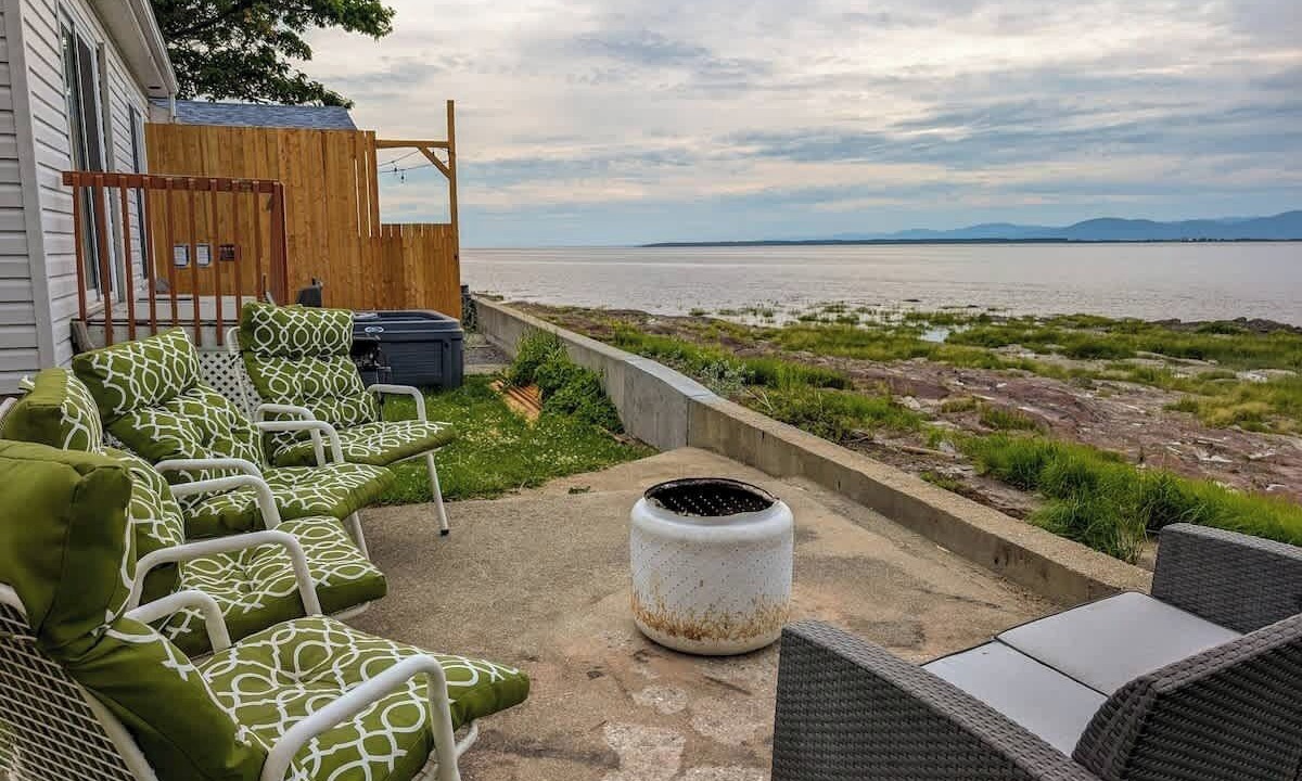 Photo of Patio Balcony in Cap-Saint-Ignace