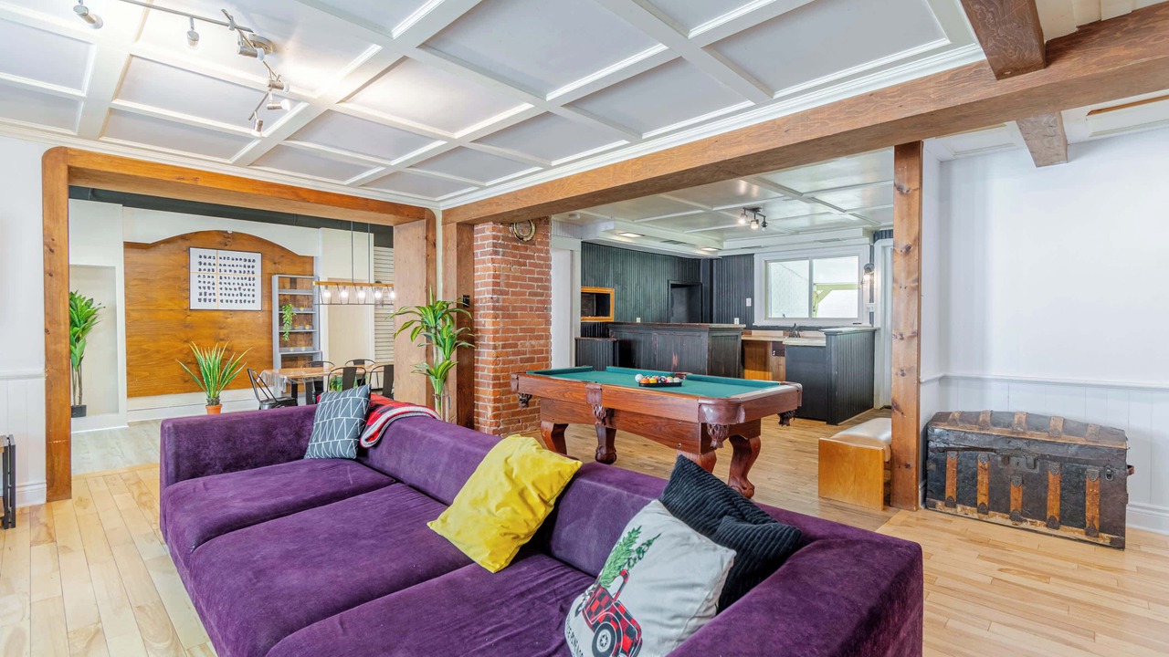 Photo of Livingroom in Ste Anne de Beaupre