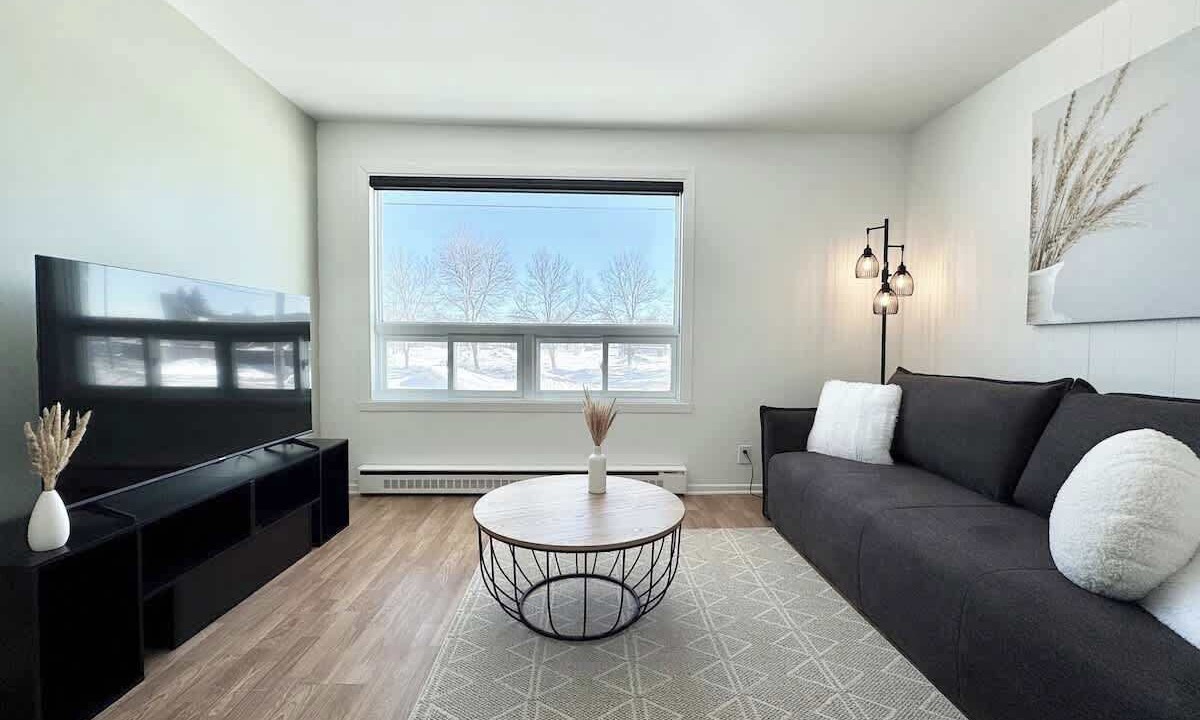 Photo of Livingroom in Ste. Foy