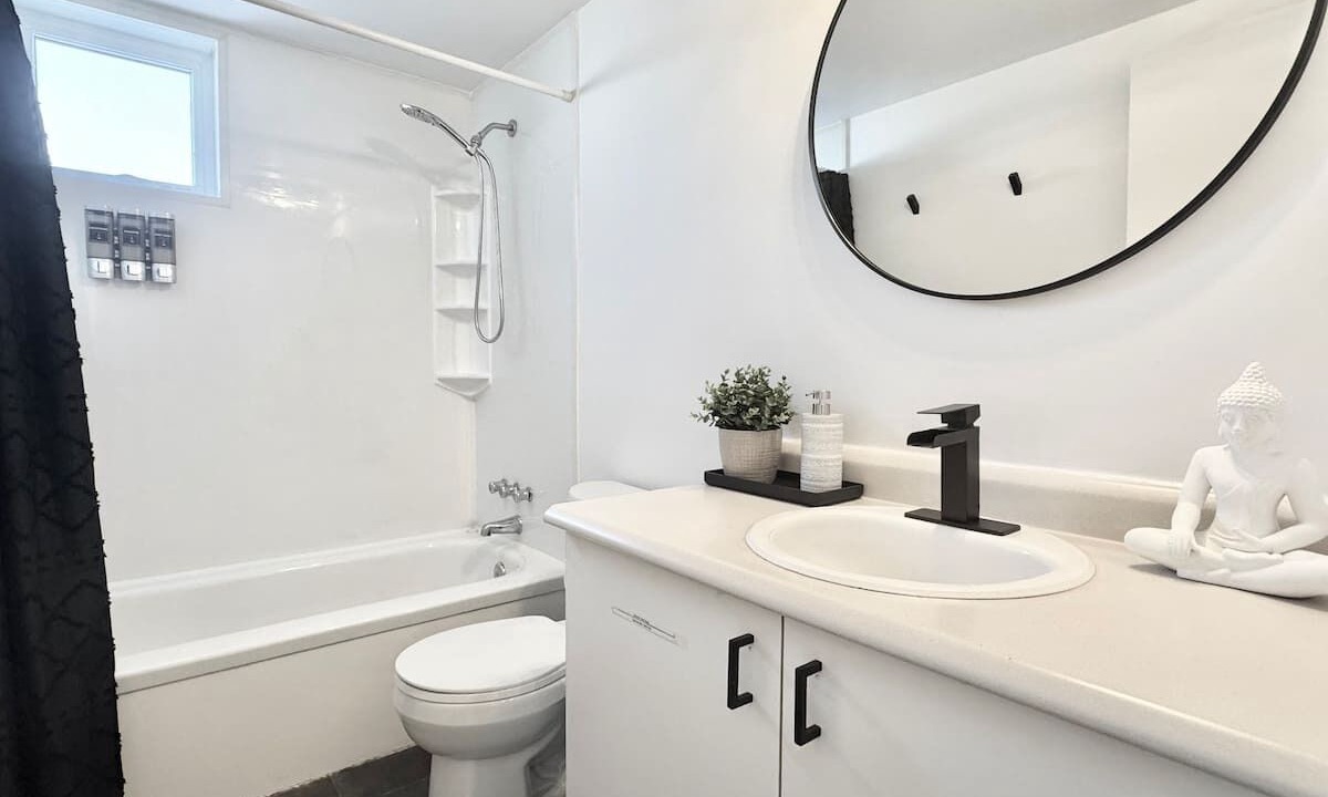 Photo of Bathroom in Ste. Foy