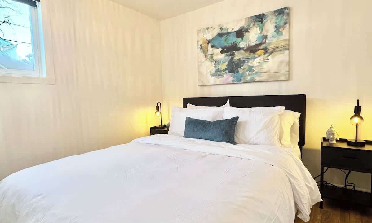 Photo of Bedroom in Ste. Foy