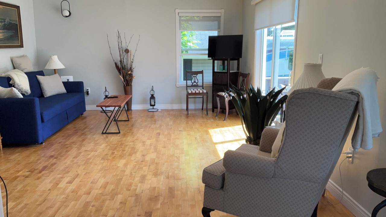 Photo of Livingroom in Chelton