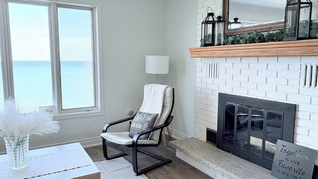 Photo of Livingroom in Lincoln