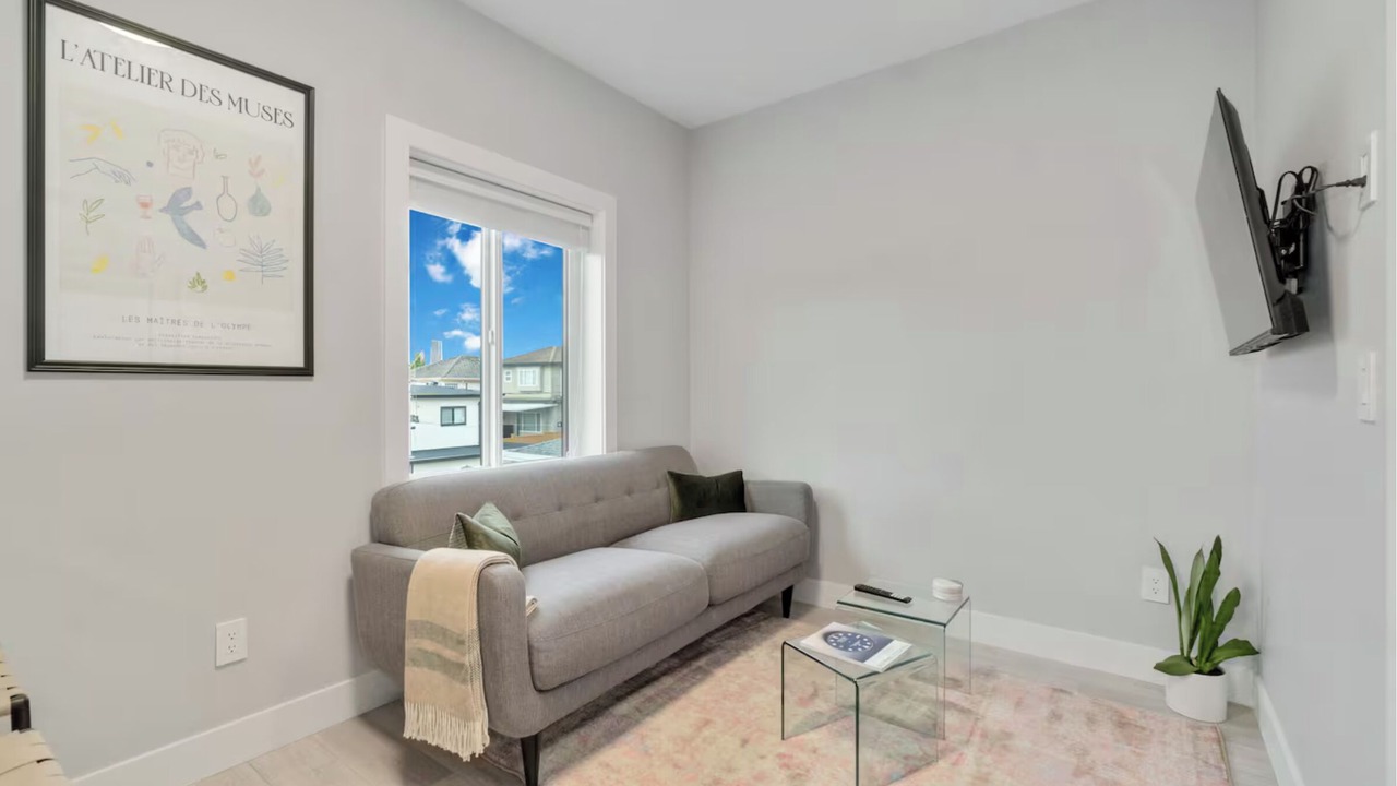 Photo of Livingroom in Sunset