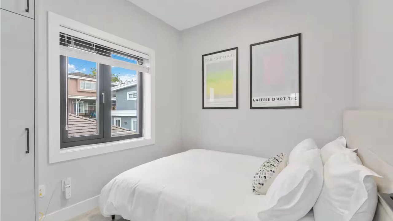 Photo of Bedroom in Sunset