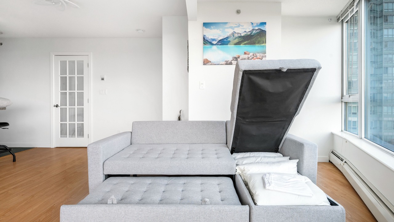 Photo of Livingroom in Crosstown