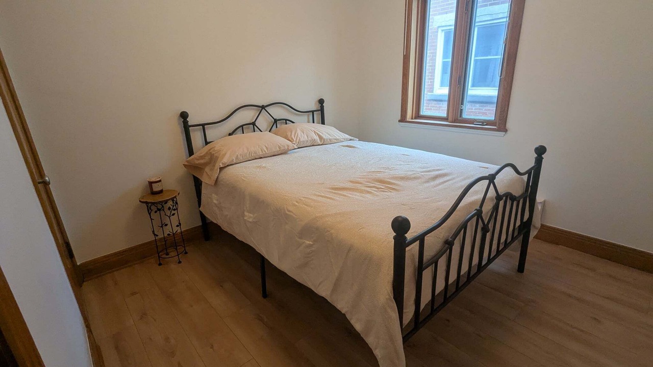 Photo of Bedroom in Ahuntsic
