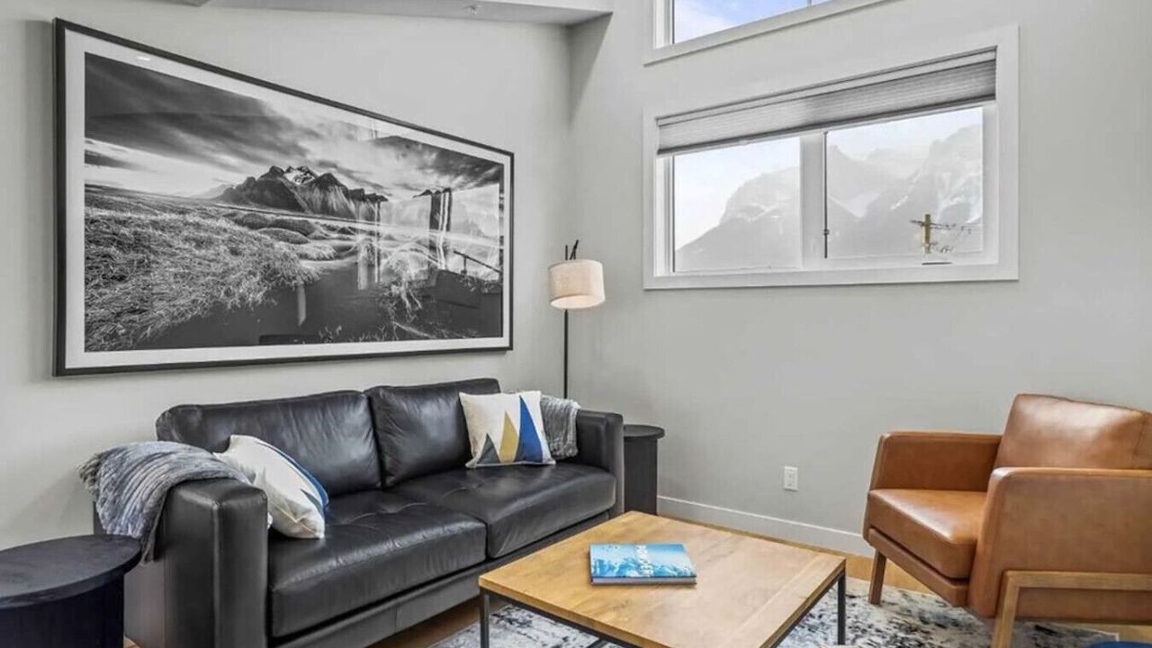 Photo of Livingroom in Harvie Heights