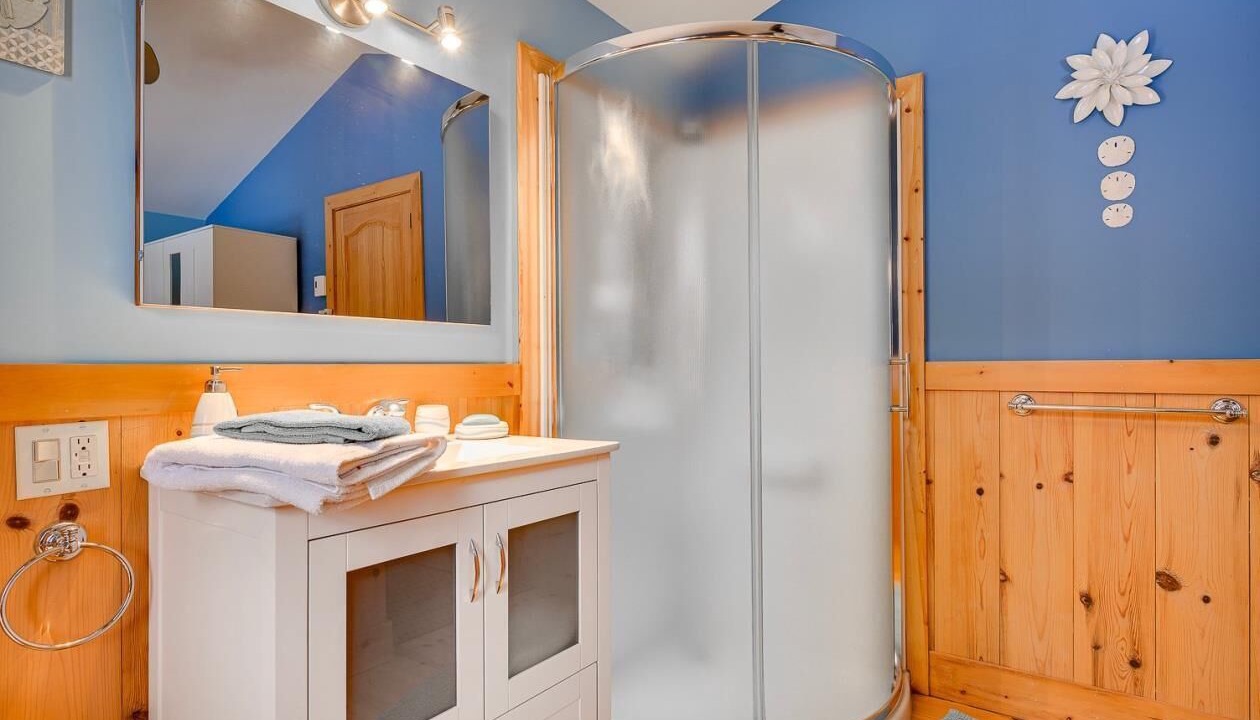 Photo of Bathroom in Val David