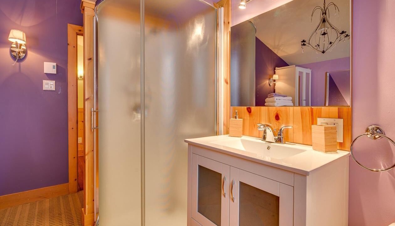 Photo of Bathroom in Val David