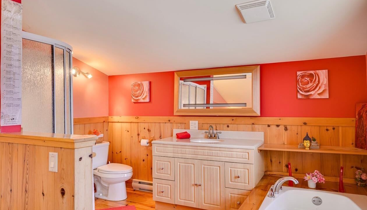 Photo of Bathroom in Val David